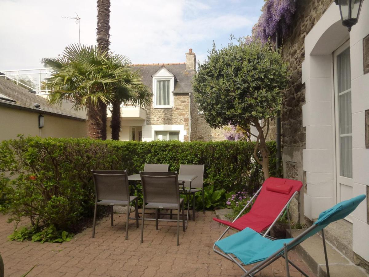 Clos De La Fontaine Dinard Exterior photo