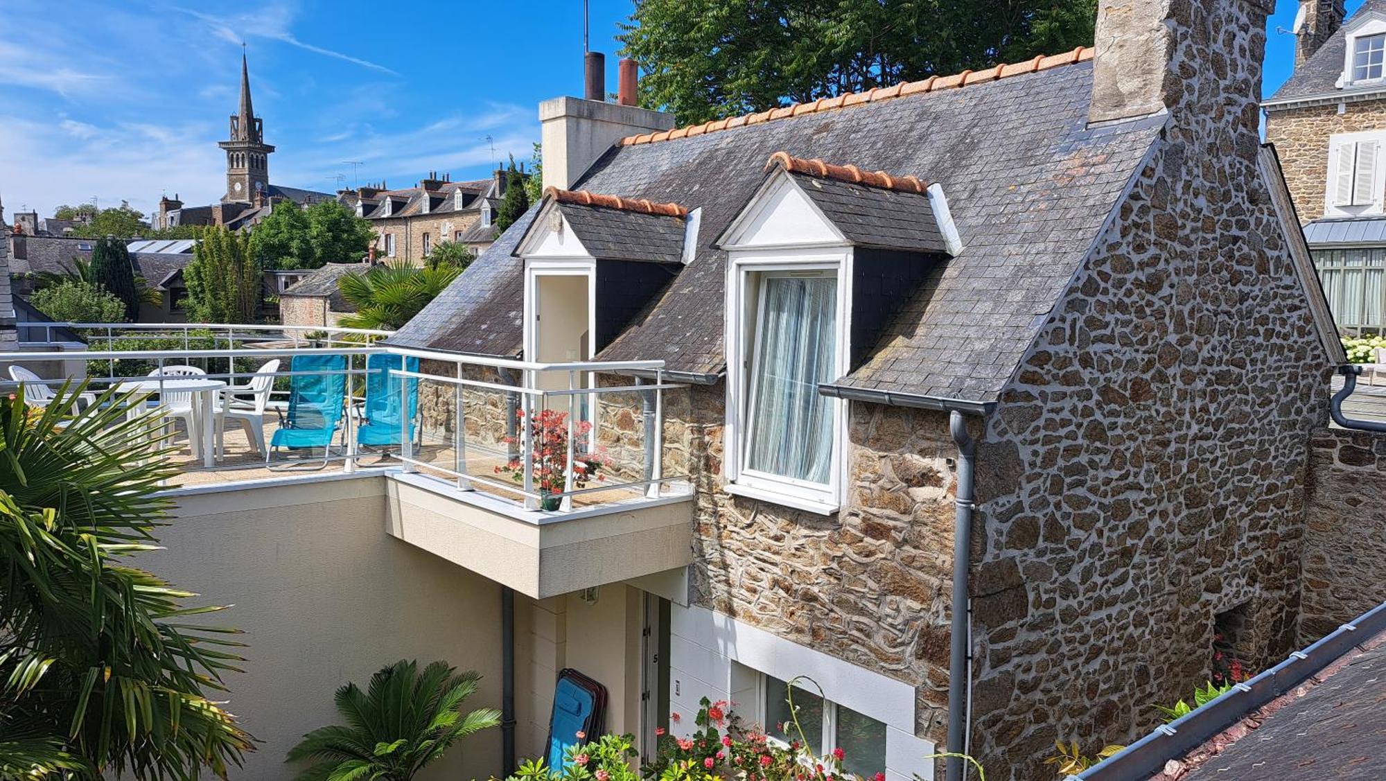 Clos De La Fontaine Dinard Exterior photo